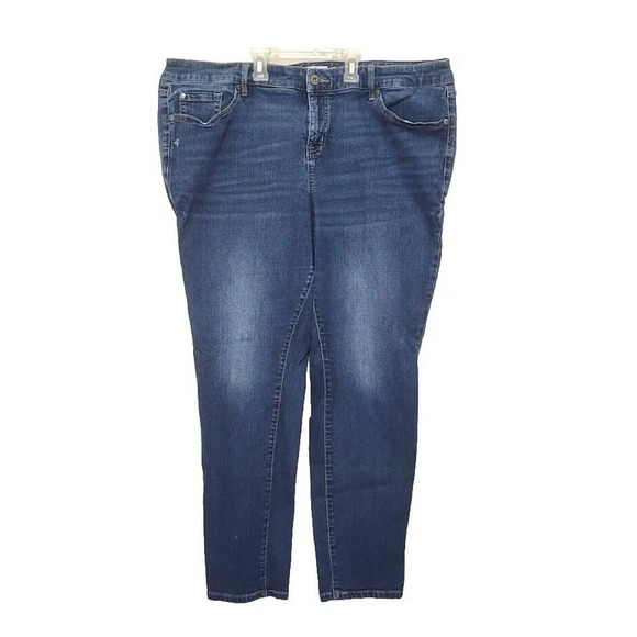 Torrid First At Fit Jeans Womens Size 20R Medium Wash High Denim Rise Whiskering - Picture 1 of 7